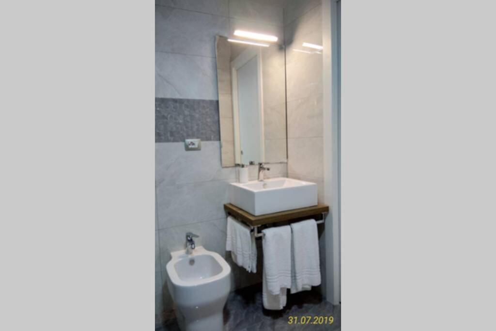 Domus Elegans In Centro Villa Manfredonia Exterior photo