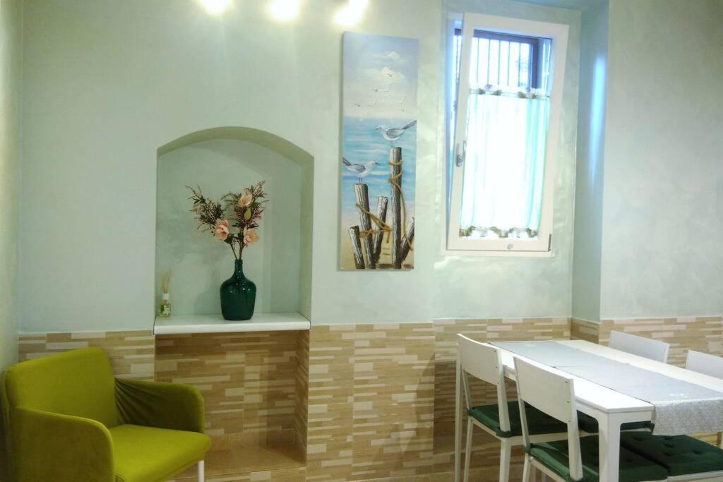 Domus Elegans In Centro Villa Manfredonia Exterior photo