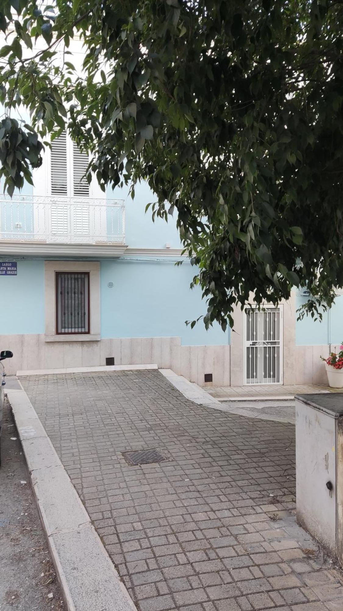 Domus Elegans In Centro Villa Manfredonia Exterior photo